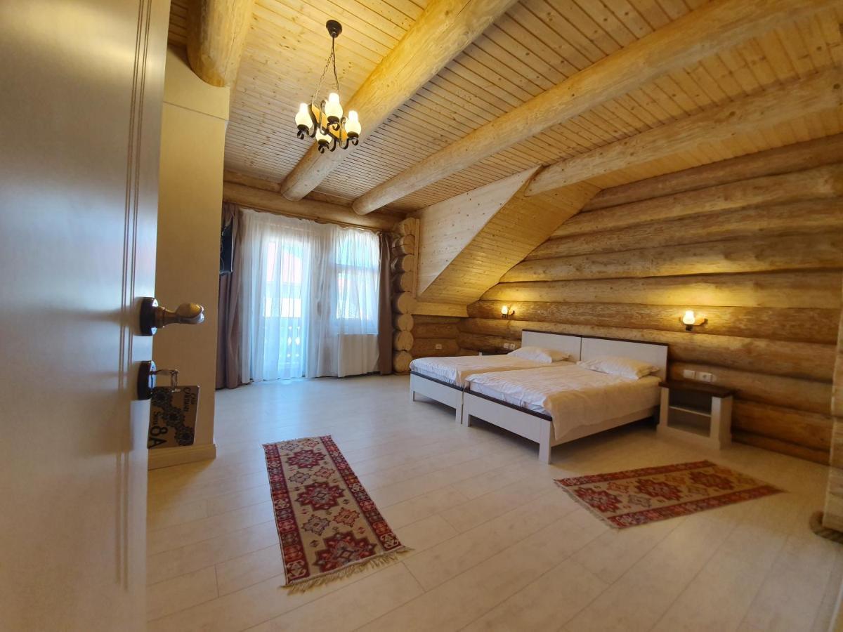 Casa Cartianu Hotel Targu Jiu Exterior photo